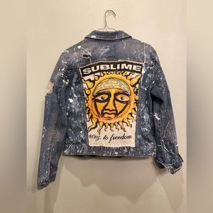 Women’s Gap Stretch Distressed Denim Jacket Sublime Tshirt Patch Large